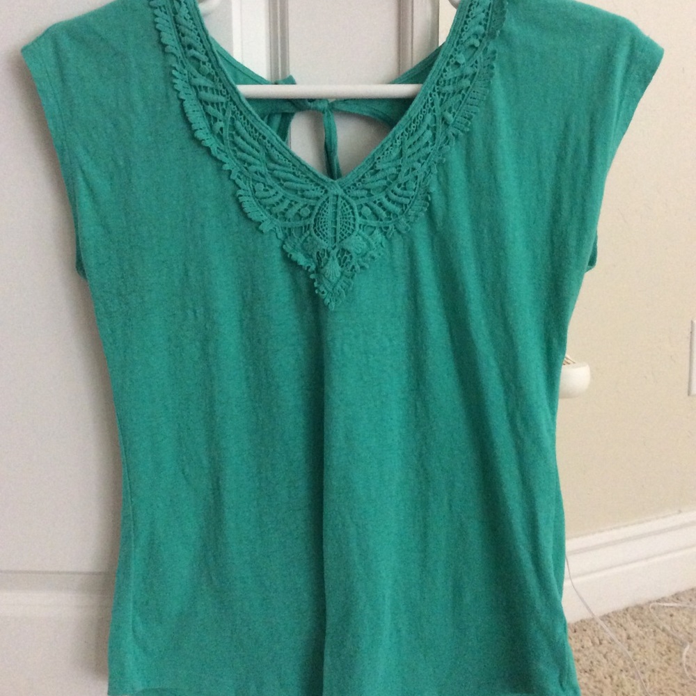 T shirt with tie back